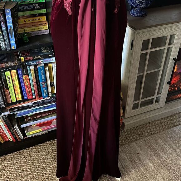 Azazie Size 2 Burgundy formal Gown Velvet lace formal dress bridesmaid prom - Picture 7 of 11